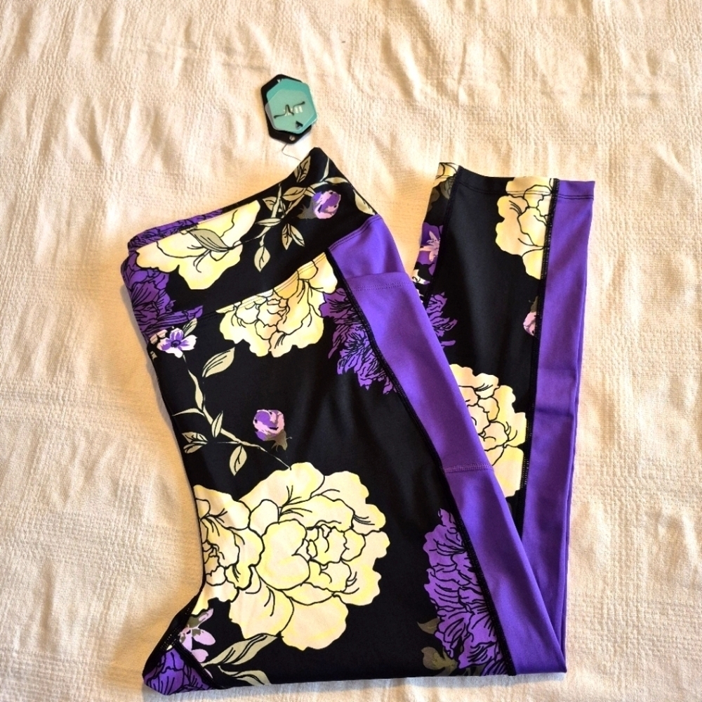 LuLaRoe Rise Brave line women's size 3X leggings black white purple floral NWT